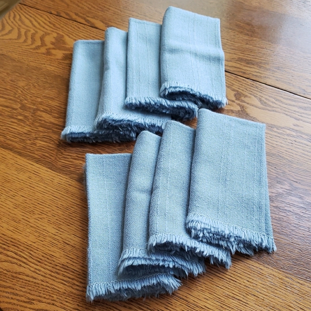 Vtg- Set (8) of Blue Fringed Napkins